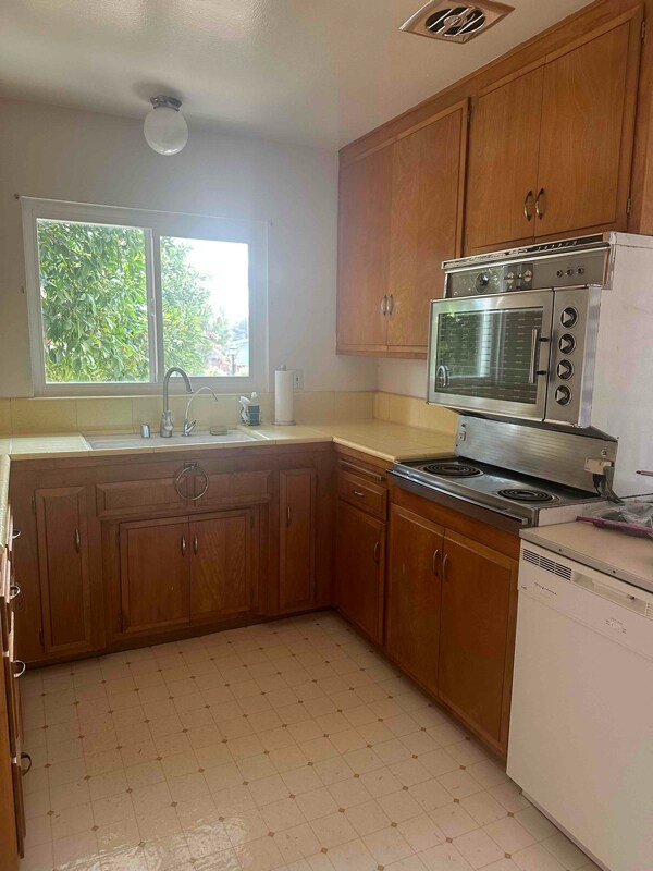Foto del edificio - 11650 Calvin St