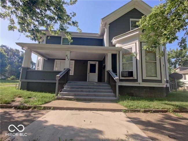 Building Photo - 617 W Franklin St