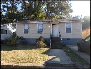 Building Photo - 624 W 33rd St