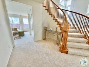 Building Photo - 318 Cerro Dr