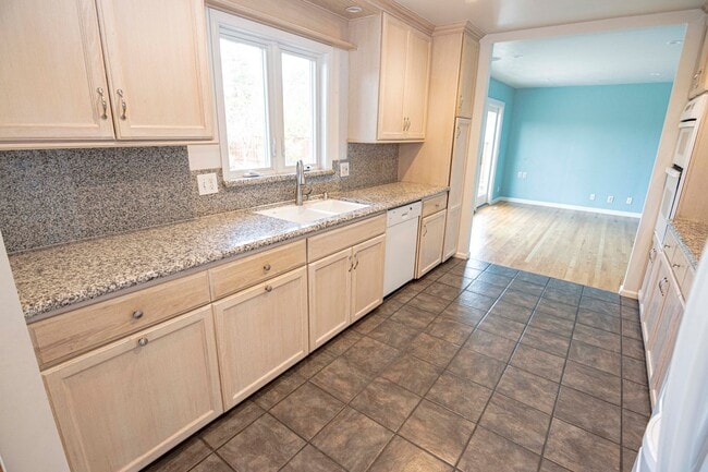 Foto del edificio - 3041 Pruneridge Ave