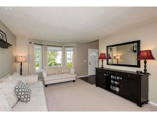 Building Photo - 4465 NW Kahneeta Dr