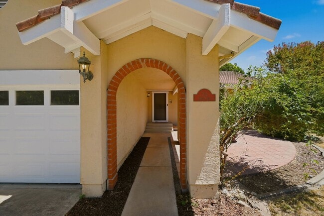 Building Photo - 25 Miwok Ct