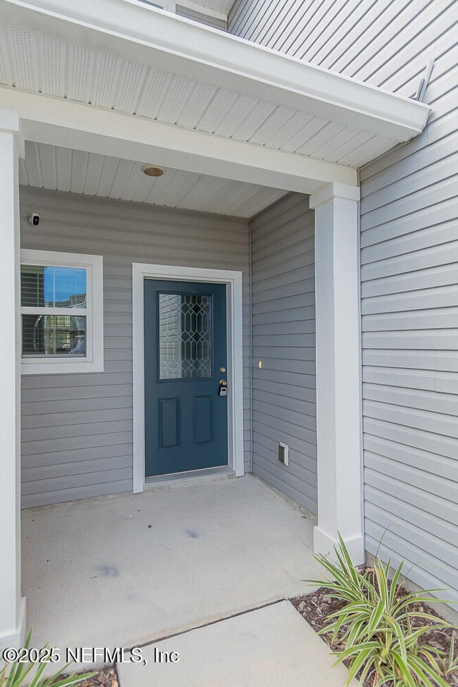 Building Photo - 14056 Sterely Ct S