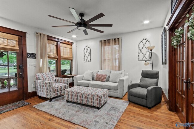 Foto del edificio - 603 Prospect Dr SE