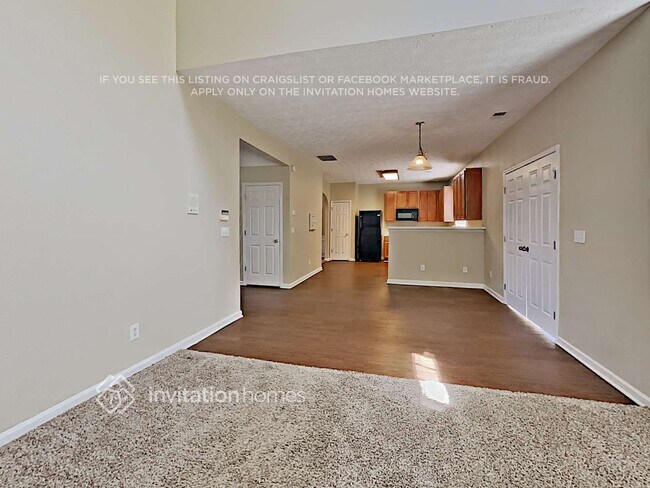 Building Photo - 3090 Waterplace Cove