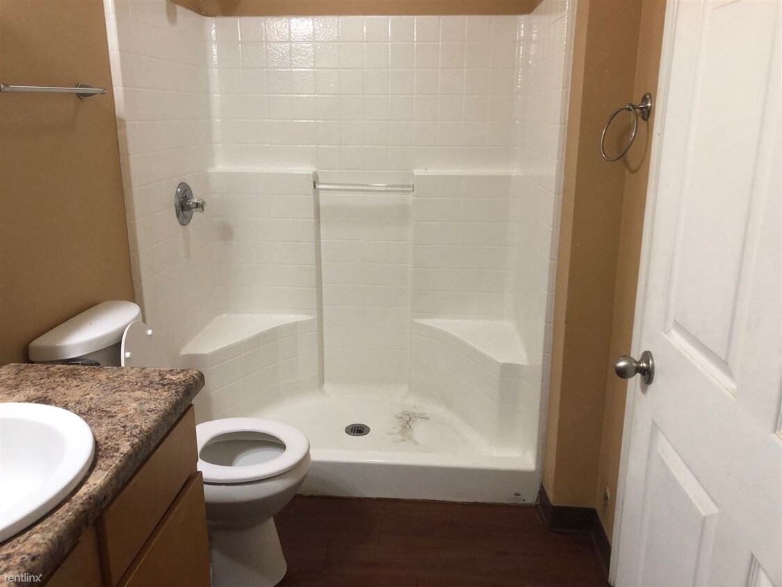 Building Photo - 2 br, 1 bath  - 305 Indian Springs Dr