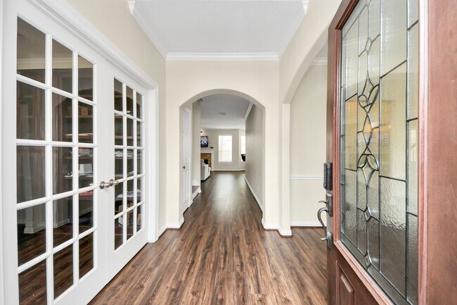 Foto del edificio - 4534 Mulberry Park Ln