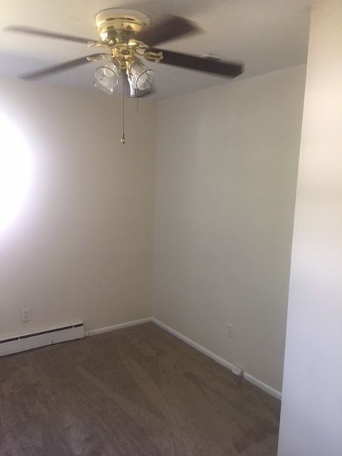 Foto del edificio - 6617 Morris Ct