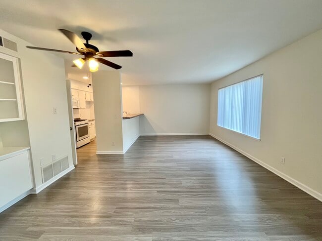 Building Photo - Bridgeport Apartment Homes