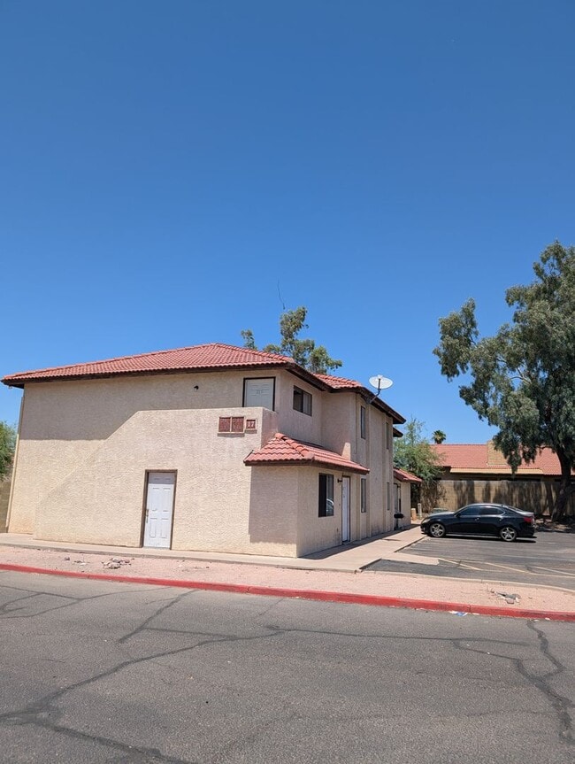 Building Photo - 2650 E McKellips Rd