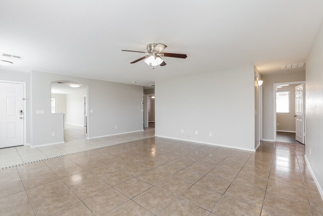 Building Photo - 4332 W Alta Vista Rd