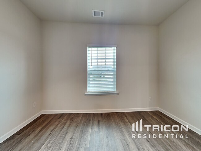 Foto del edificio - 1251 Fendt Drive Locust Grove GA