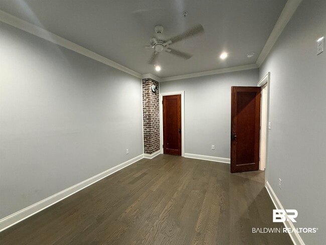 Building Photo - 102 N Alston St