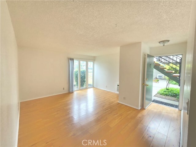 Foto del edificio - 540 E 7th St