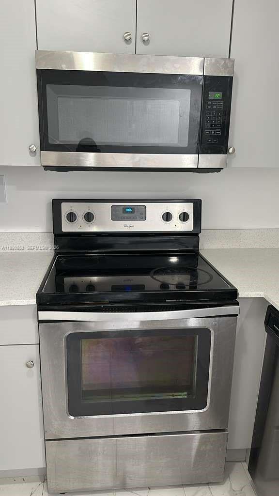 Foto del edificio - 15389 S Dixie Hwy