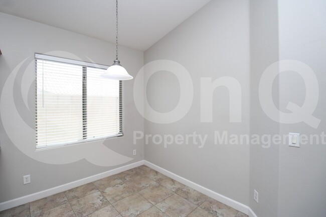 Building Photo - 3721 S Ashley Pl