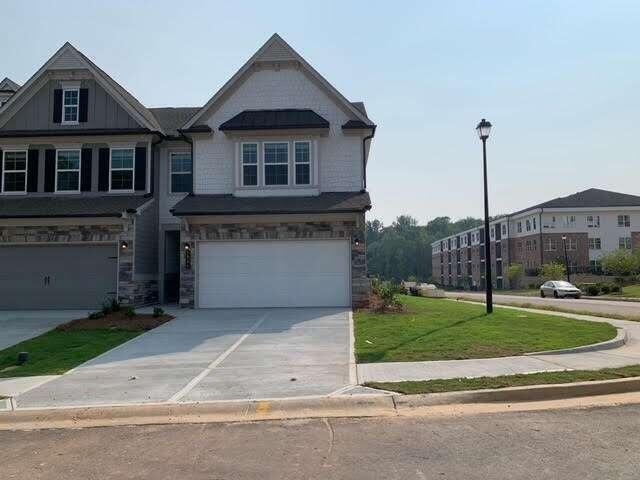 Primary Photo - 2054 Hickman Walk