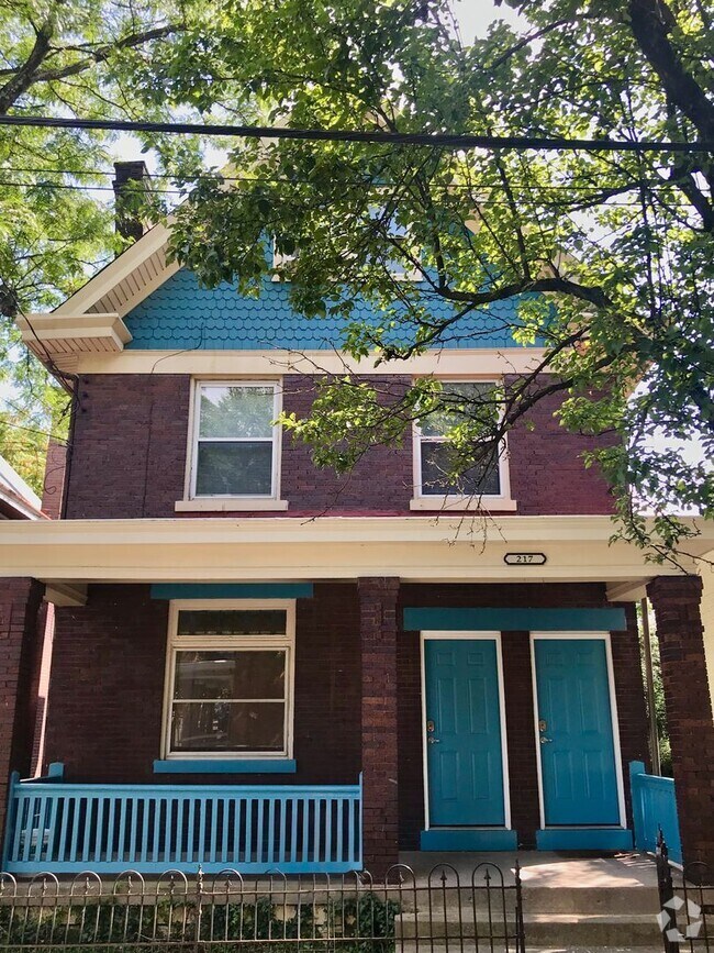 Building Photo - 217 Emming St
