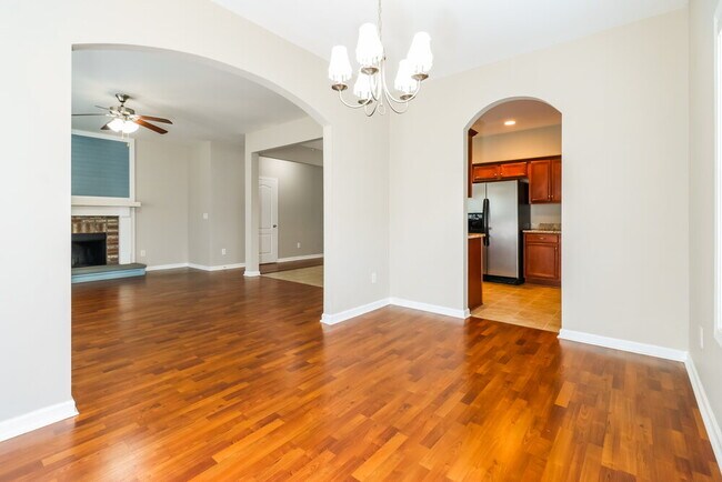 Foto del edificio - 6682 Silk Tree Pointe