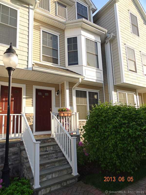 Building Photo - 85 Camp Ave