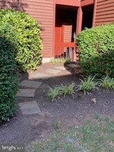 Building Photo - 2822 Lee Oaks Pl