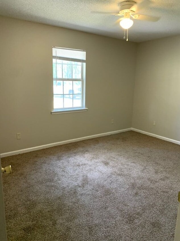 Primary Photo - Beautiful Home in Hahira, Ga!