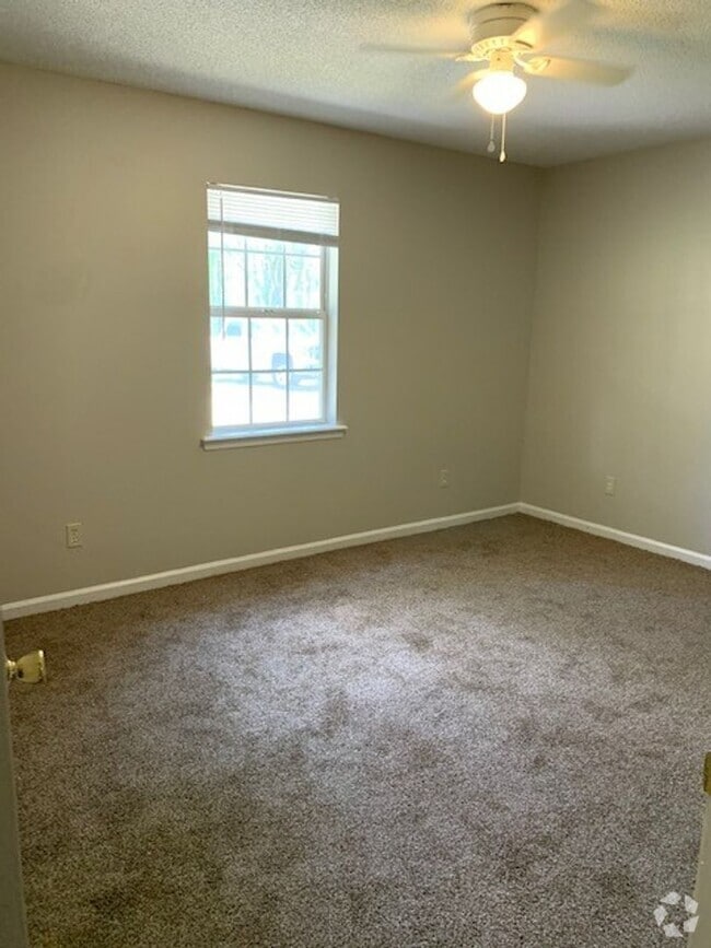 Building Photo - 5600 Scruggs Cir