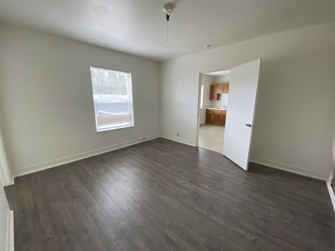Foto principal - 1320 3rd St