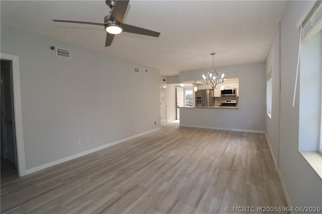Building Photo - 2950 SE Ocean Blvd