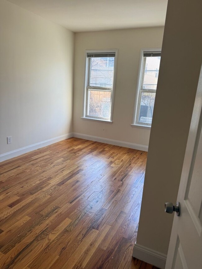 Foto del edificio - 165 N Oraton Pkwy