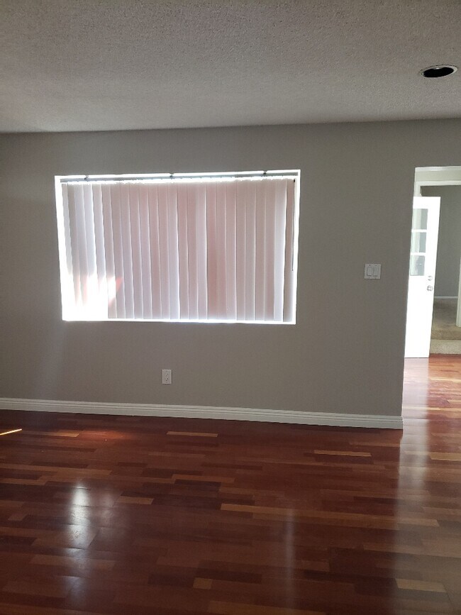 living room - 4739 W 172nd St