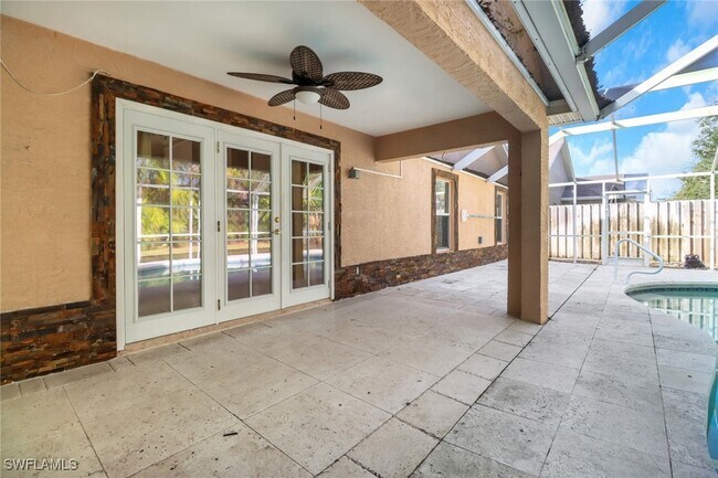 Foto del edificio - 15028 Savannah Dr