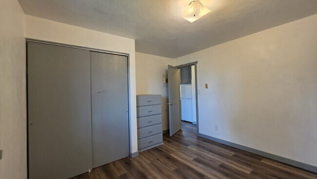 Foto del edificio - Cozy 1 bedroom upper in Appleton