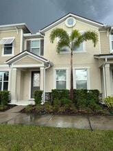 Building Photo - 10113 Greenstone Ridge St