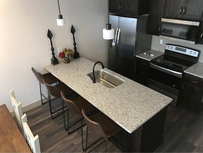 Foto del edificio - 106 Broken Pine Ln