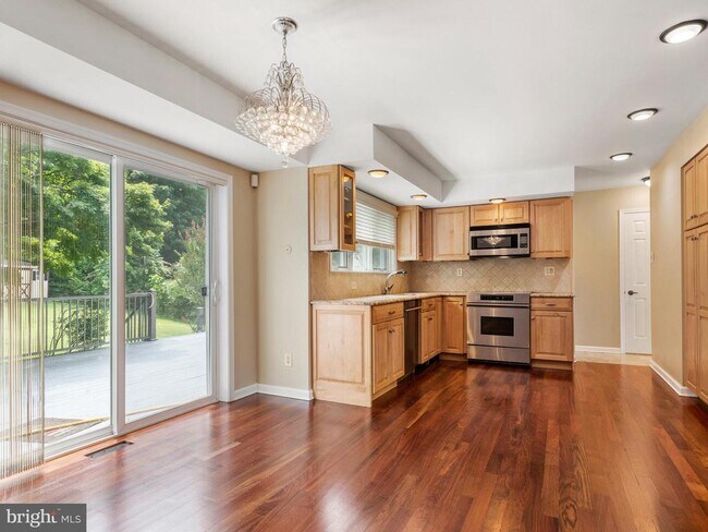 Foto del edificio - 612 Bough Rd