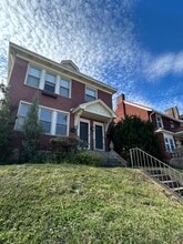 Building Photo - 376 S Evaline St