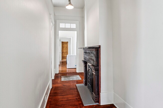 Foto del edificio - 2642 Lepage St