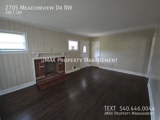 Foto del edificio - 2705 Meadowview Dr NW