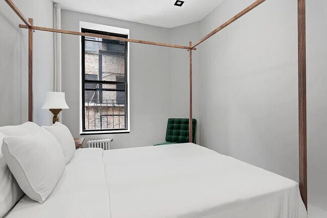 Foto del edificio - 336 East 18th Street