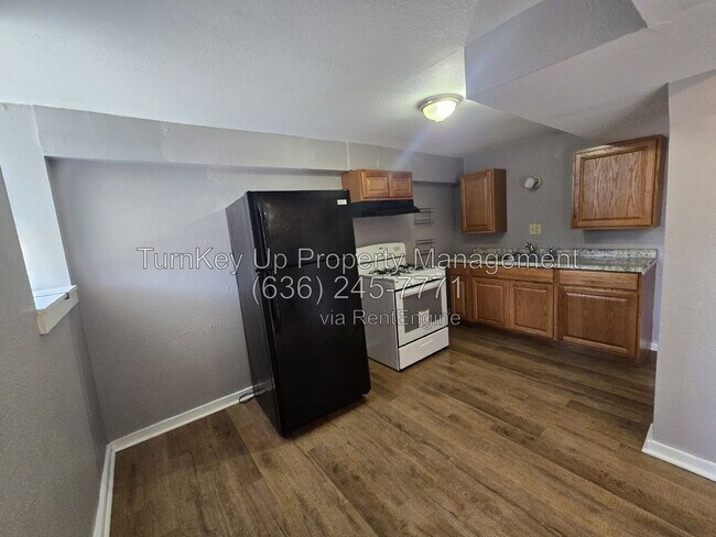 Building Photo - 4005 S Grand Blvd