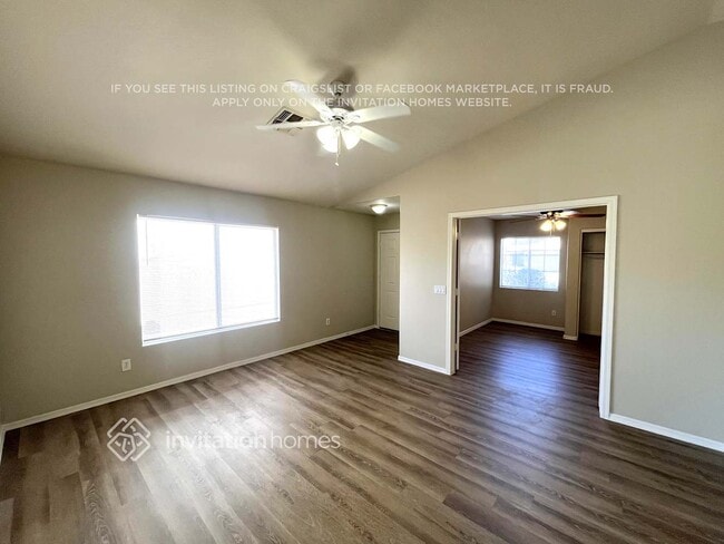 Building Photo - 12034 W Scotts Dr