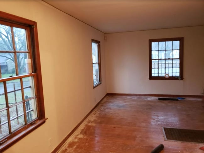 Building Photo - 2751 Henley Dr