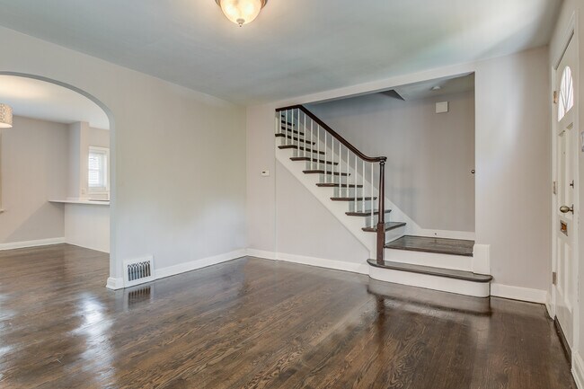 Foto del edificio - 1126 Sanford Ave