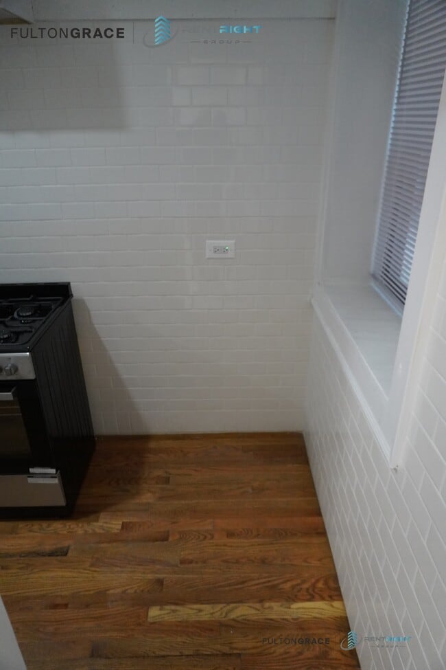 Foto del edificio - 1700-1710 W Albion