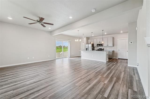 Foto del edificio - 8206 Turtle Lk Wy
