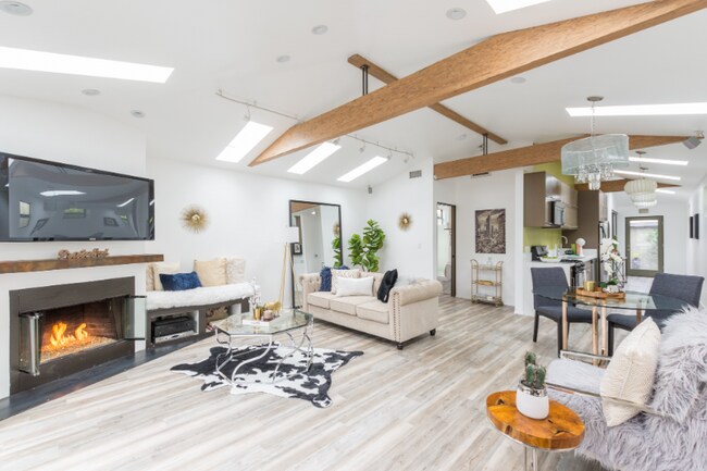 Foto del edificio - 13263 Venice Blvd.