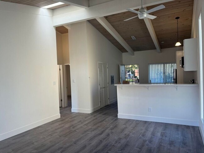 Building Photo - 241 Lafayette Cir