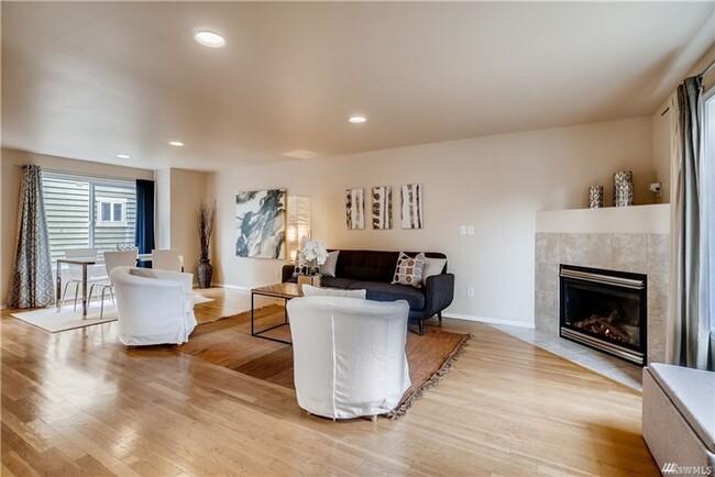 Foto del edificio - 4Bd/3.25Ba Seattle Townhouse